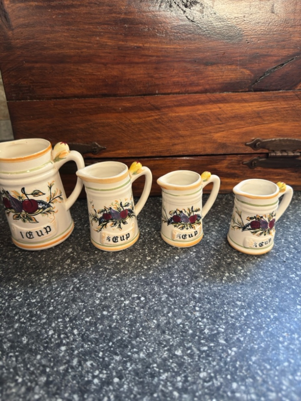 Vintage Italia by Arnart Ceramic Measuring Cups Set 4 pcs
